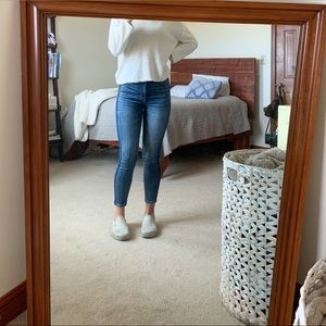 American Eagle SIZE 6 crop/petite Super High Rise Jegging